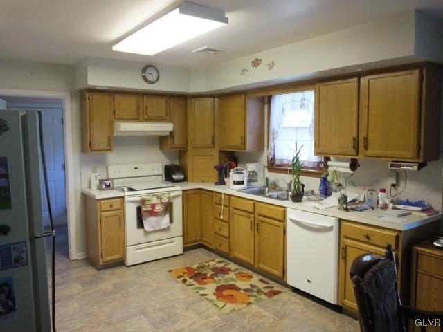 407 North Granger Road Northampton, PA 18067 - Photo 4 of 17 Gallery Image 4
