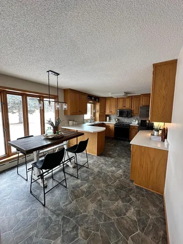 $259,900 | 503 6th Street Northeast, Roseau, MN 56751