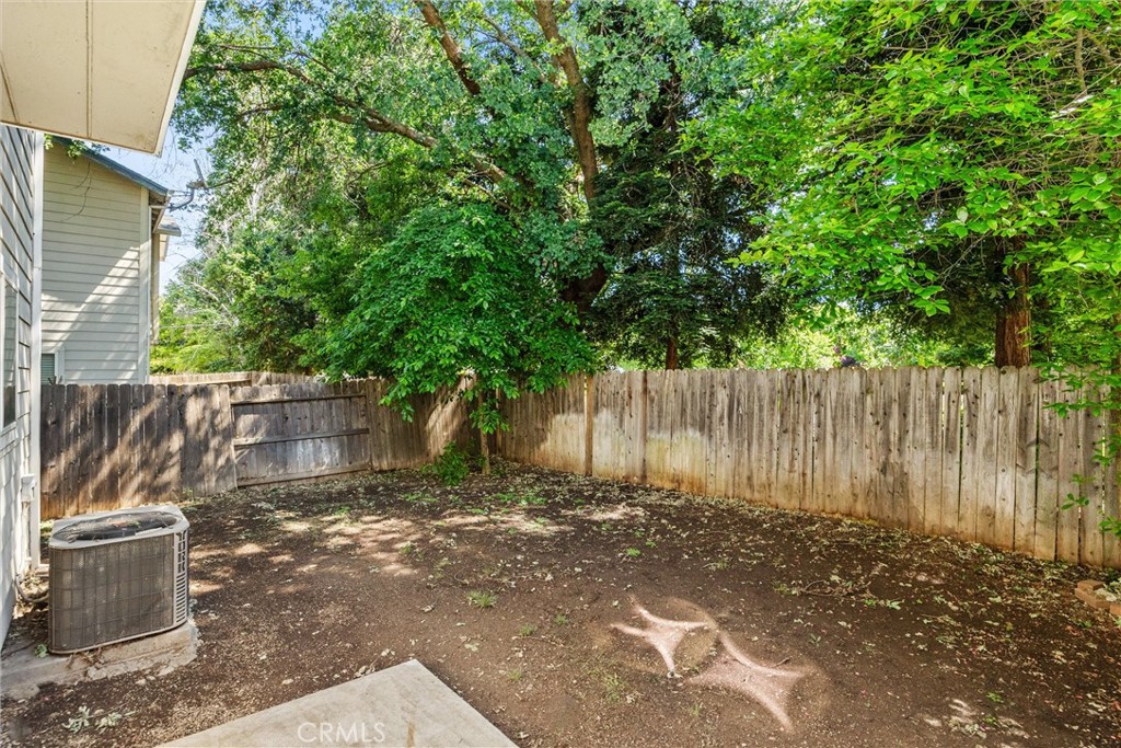 555 Morgan Drive Chico, CA 95973 - Photo 28 of 41 Unit 1 backyard before tenants moved in 5/1/26.