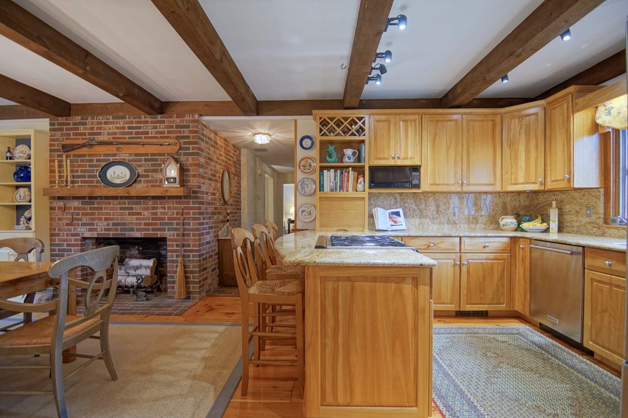 16 Patriots Way Rye, NH 03870 - Photo 8 of 35