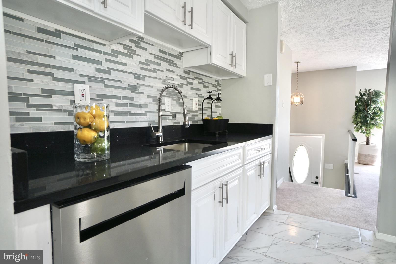 11113 Birch Way Clinton, MD 20735 - Photo 4 of 30