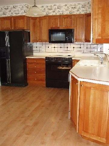 4 Daniel Street Rensselaer, NY 12144 - Photo 4 of 12 Photo 4