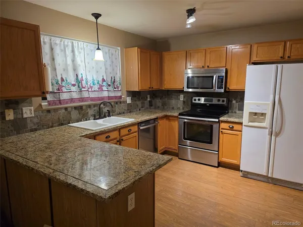 $469,000 | 5593 South Valdai Way, Aurora, CO 80015