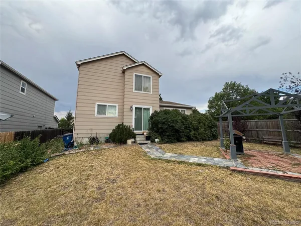 $469,000 | 5593 South Valdai Way, Aurora, CO 80015