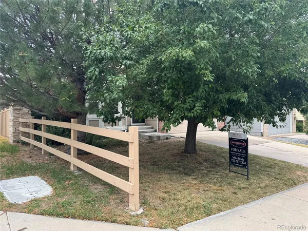 $469,000 | 5593 South Valdai Way, Aurora, CO 80015