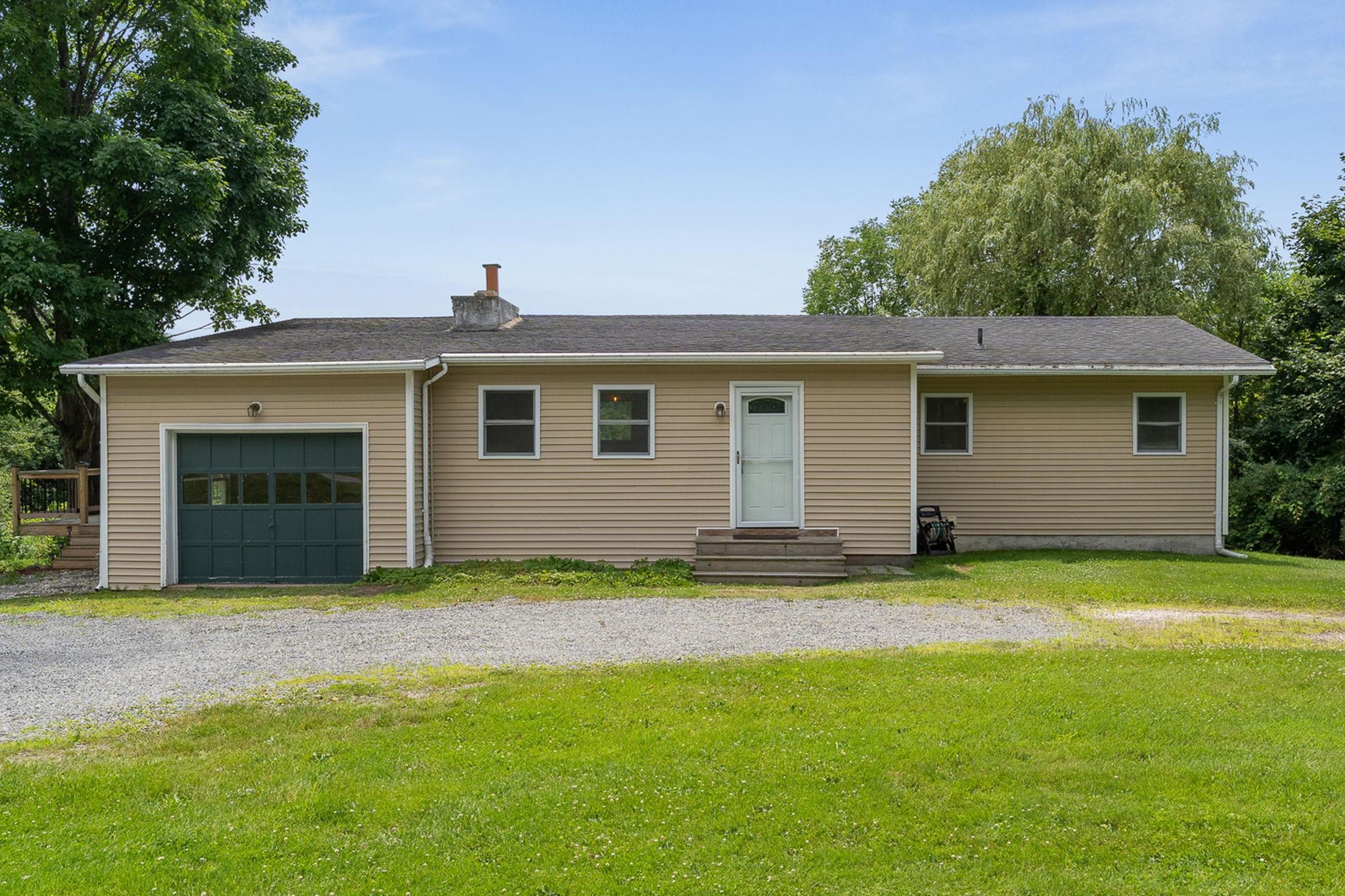 502 Old Creamery Road Williston, VT 05495 - Photo 1 of 51