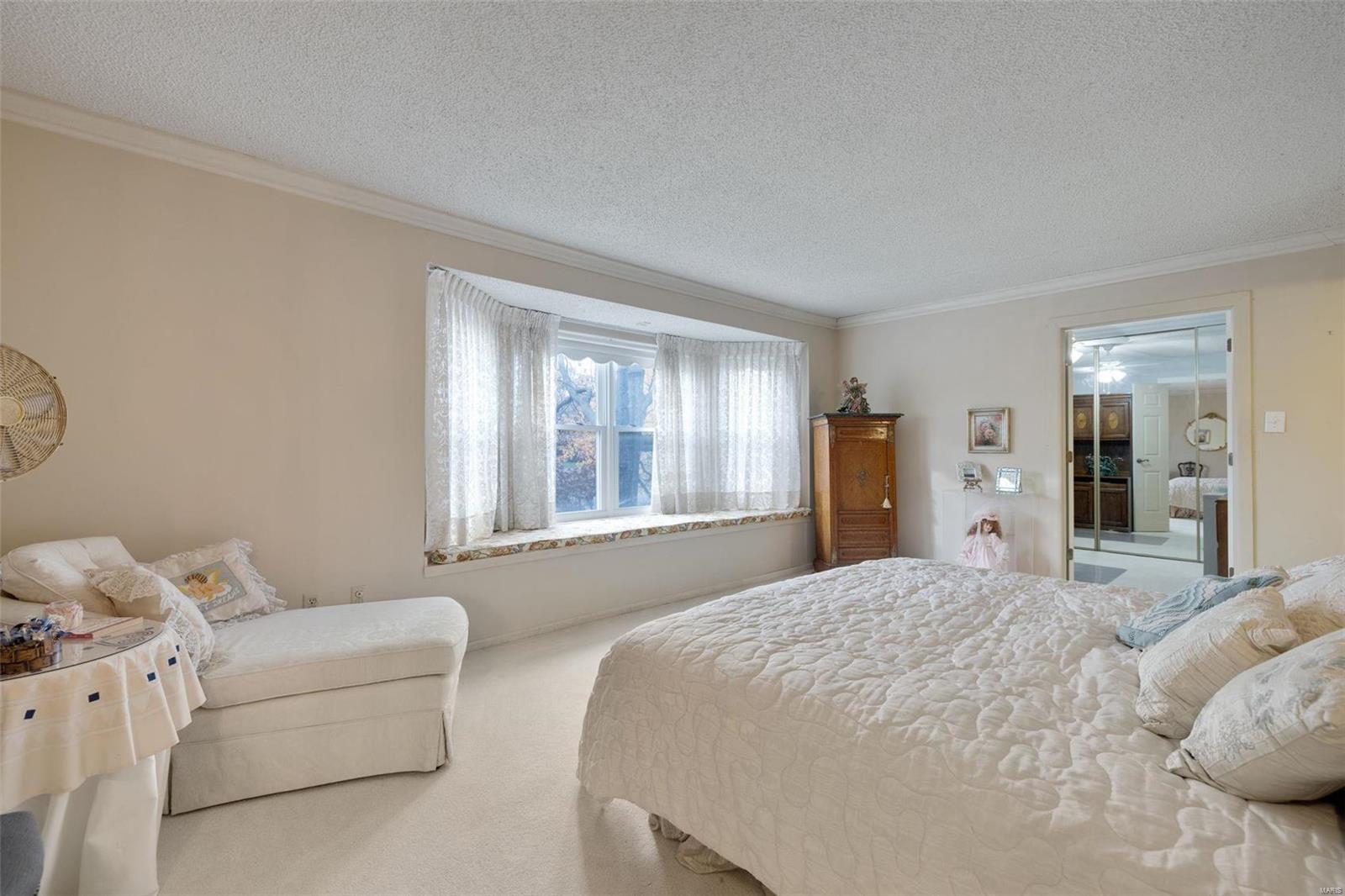 970 North Spoede Road, Unit 33 St. Louis, MO 63146 - Photo 2 of 27 Gallery Image 2