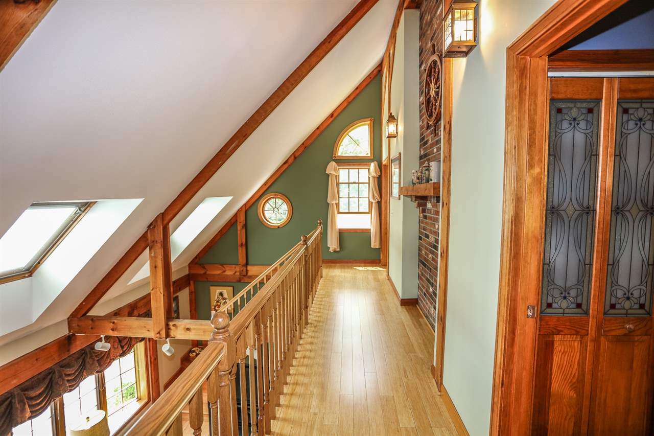 697 Chester Road Auburn, NH 03032 - Photo 21 of 40 Gallery Image 21