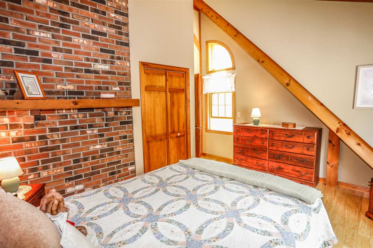 697 Chester Road Auburn, NH 03032 - Photo 24 of 40 Gallery Image 24