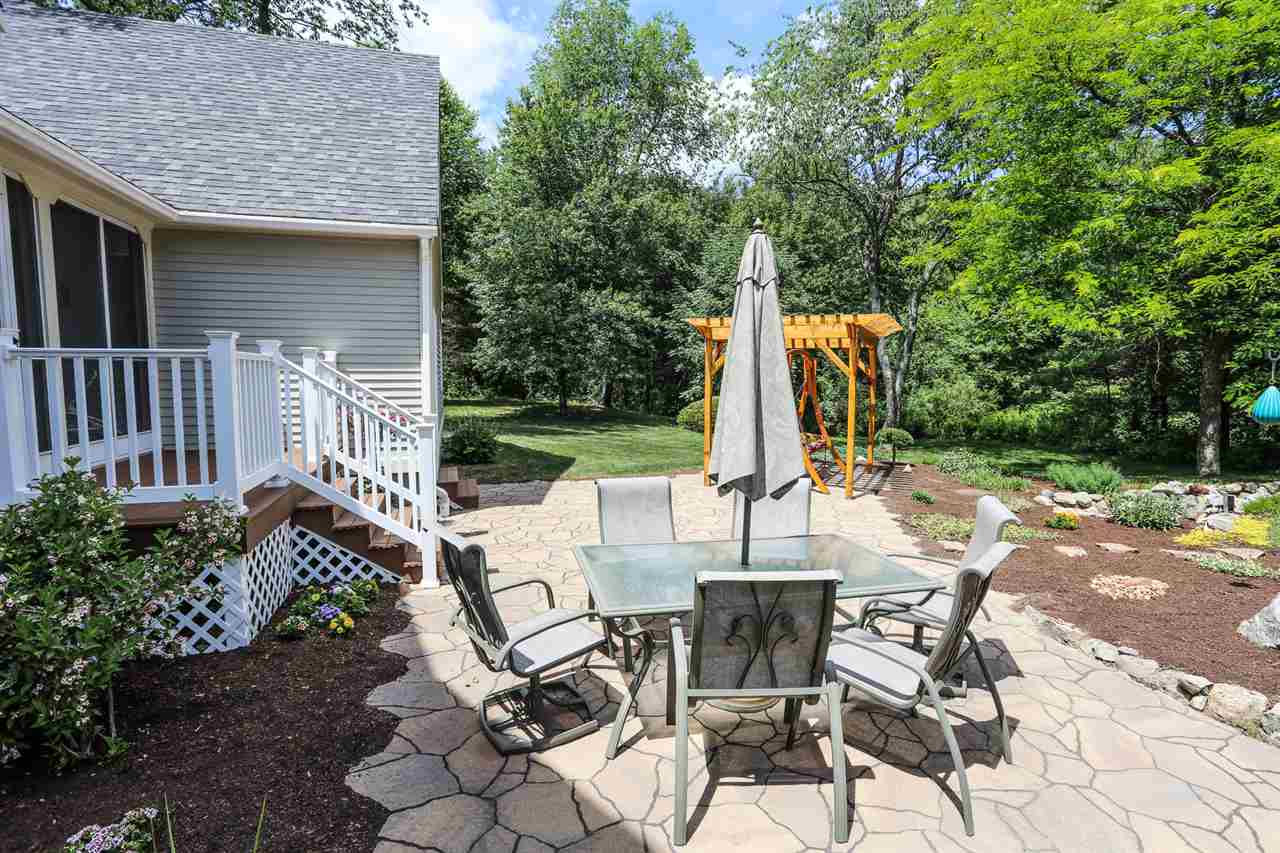 697 Chester Road Auburn, NH 03032 - Photo 29 of 40 Gallery Image 29