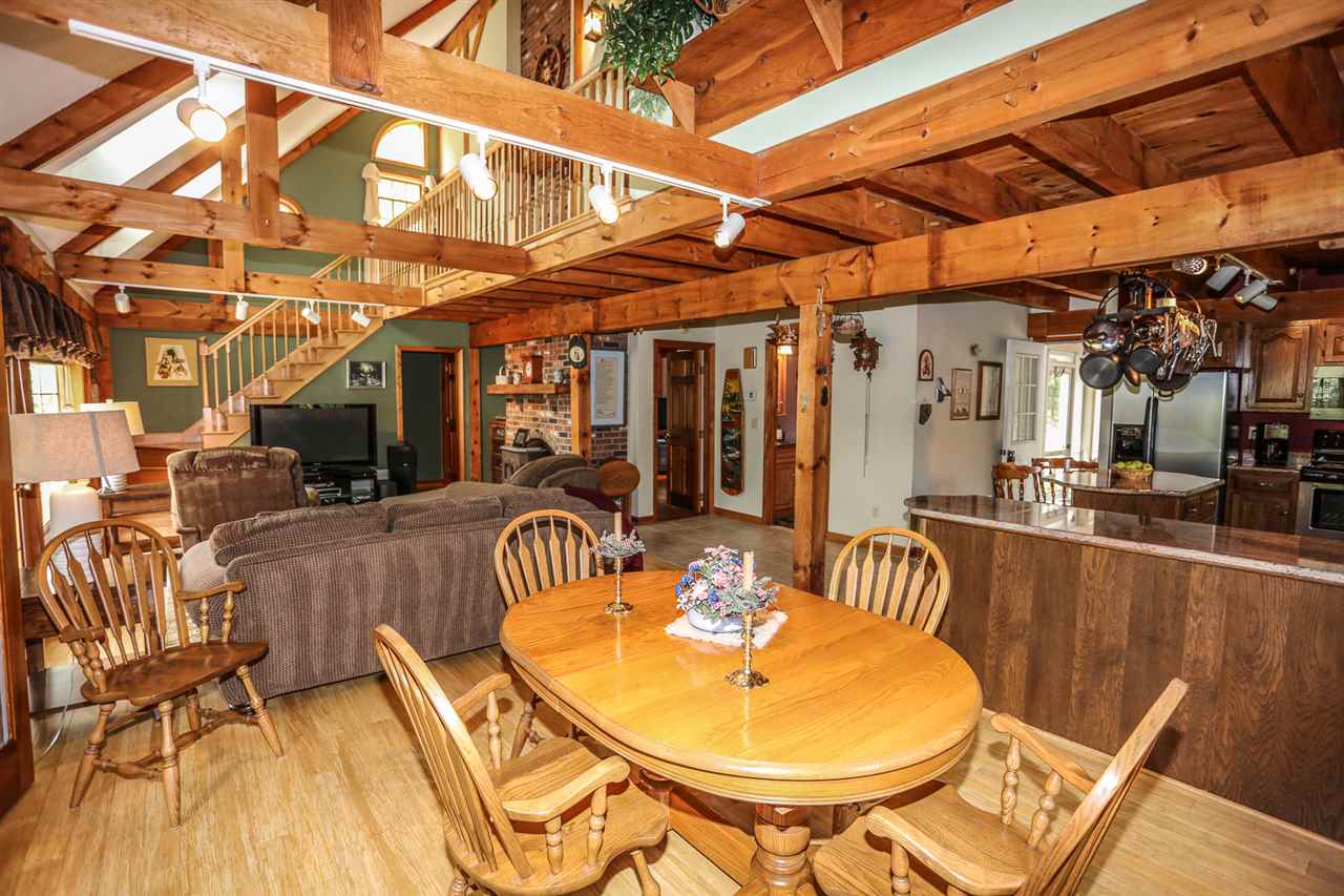 697 Chester Road Auburn, NH 03032 - Photo 8 of 40 Gallery Image 8