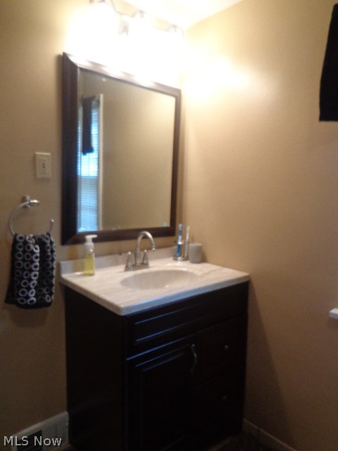 4366 Silsby Road University Heights, OH 44118 - Photo 19 of 23 Newer vanity in upstairs bath.