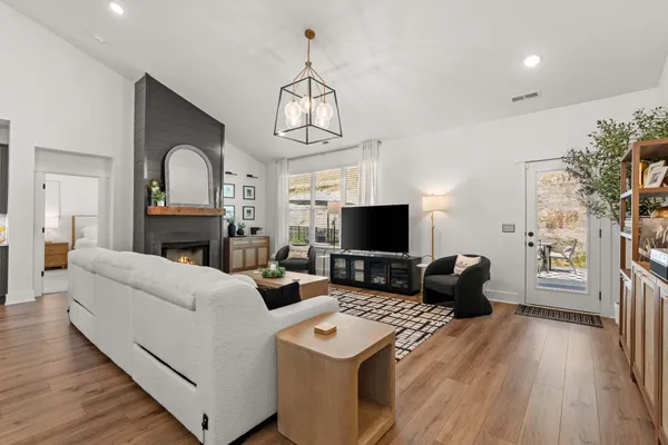 $650,000 | 208 Cavalcade Loop, Gallatin, TN 37066