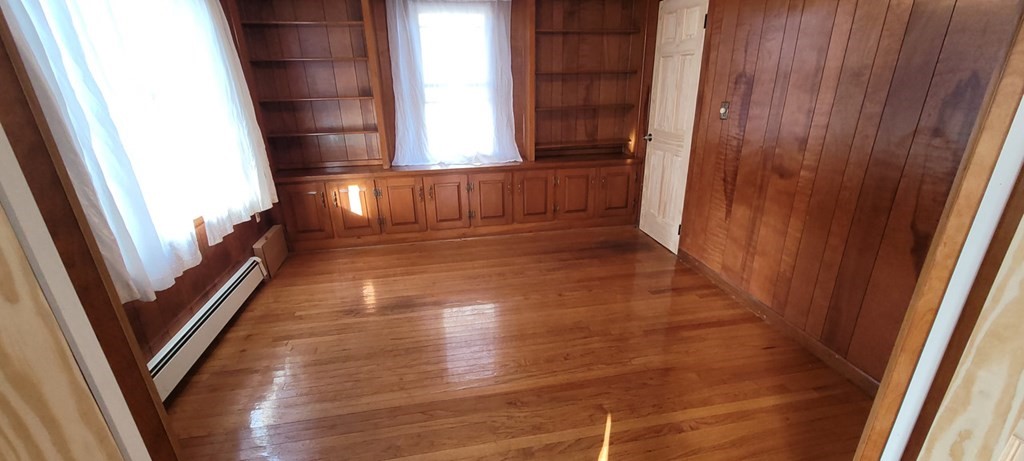 91 Rimmon Avenue Chicopee, MA 01013 - Photo 9 of 18 a view of a hallway