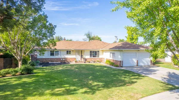 $474,950 | 1265 East Portals Avenue, Fresno, CA 93710