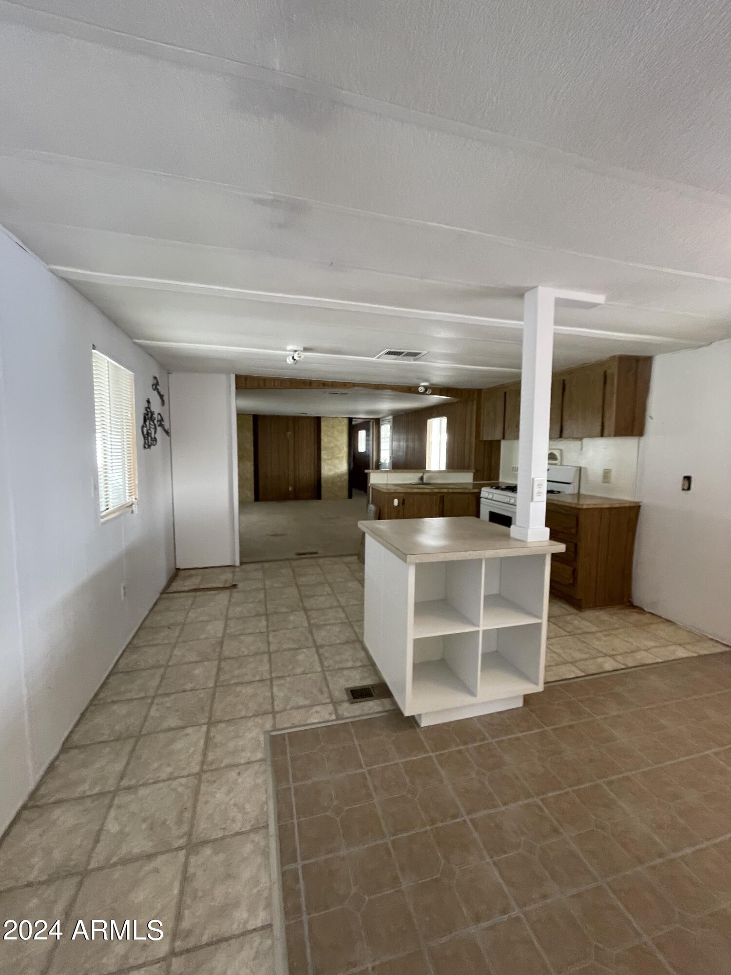 200 East Knox Road, Unit 71 Chandler, AZ 85225 - Photo 12 of 36 IMG_0436