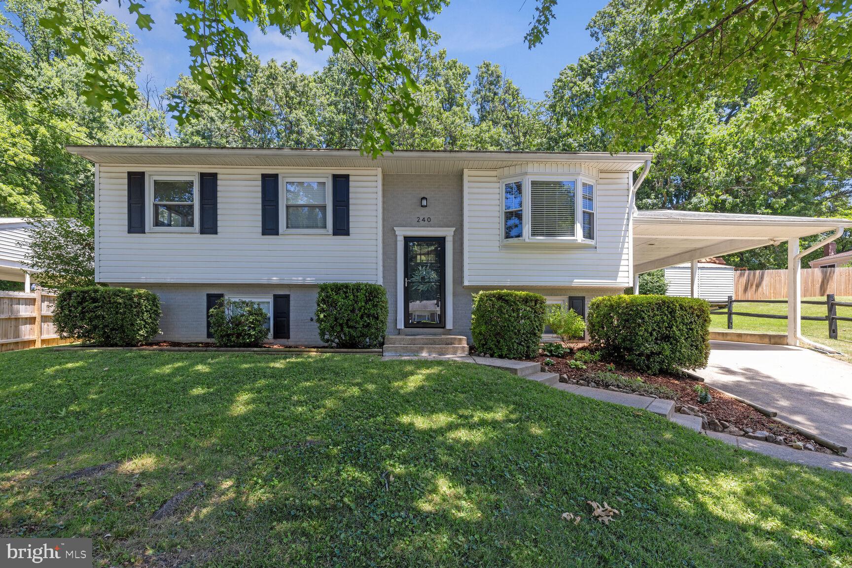 240 Rolling Road Gaithersburg, MD 20877 - Photo 1 of 20 Exterior