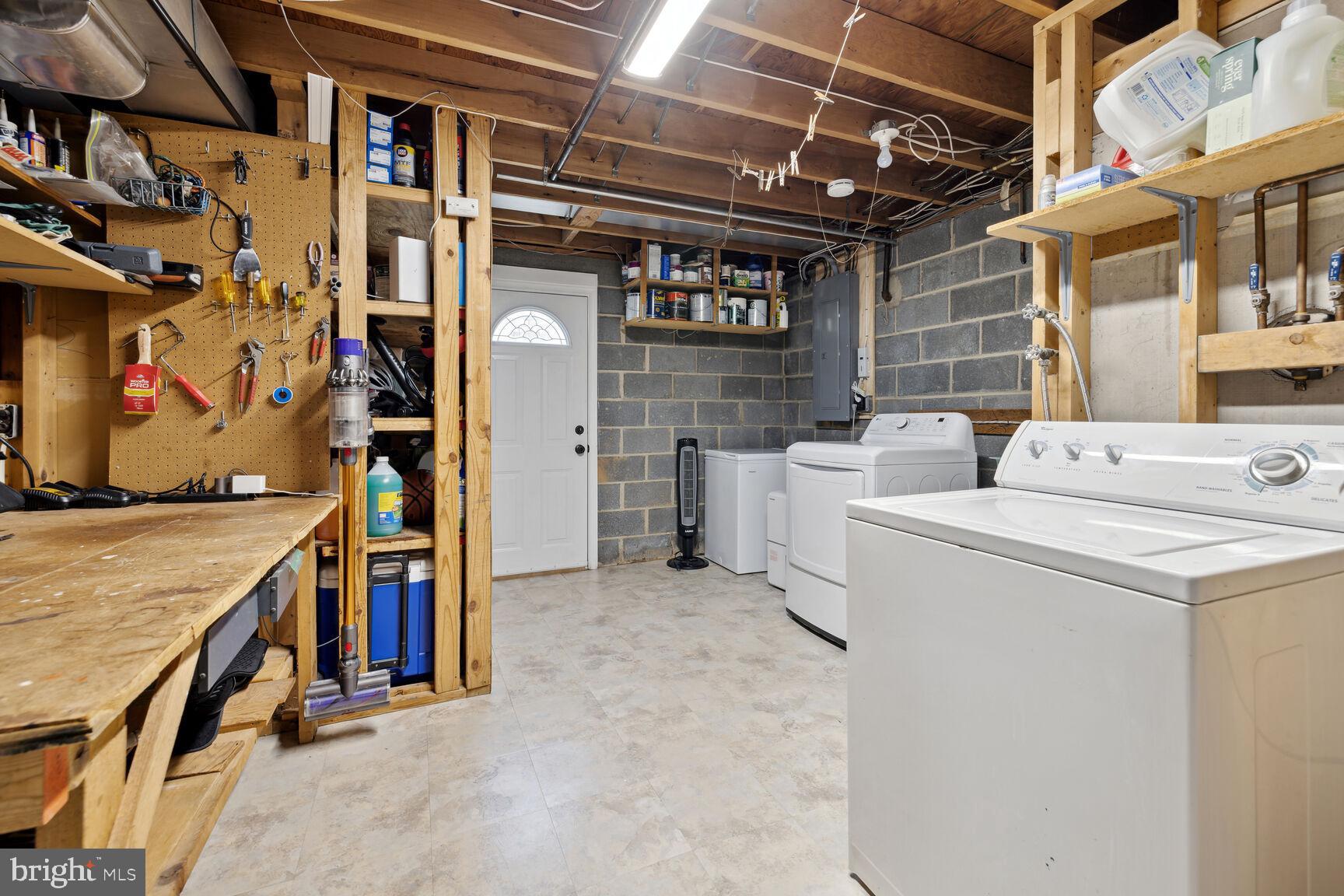 240 Rolling Road Gaithersburg, MD 20877 - Photo 17 of 20 Utility Room