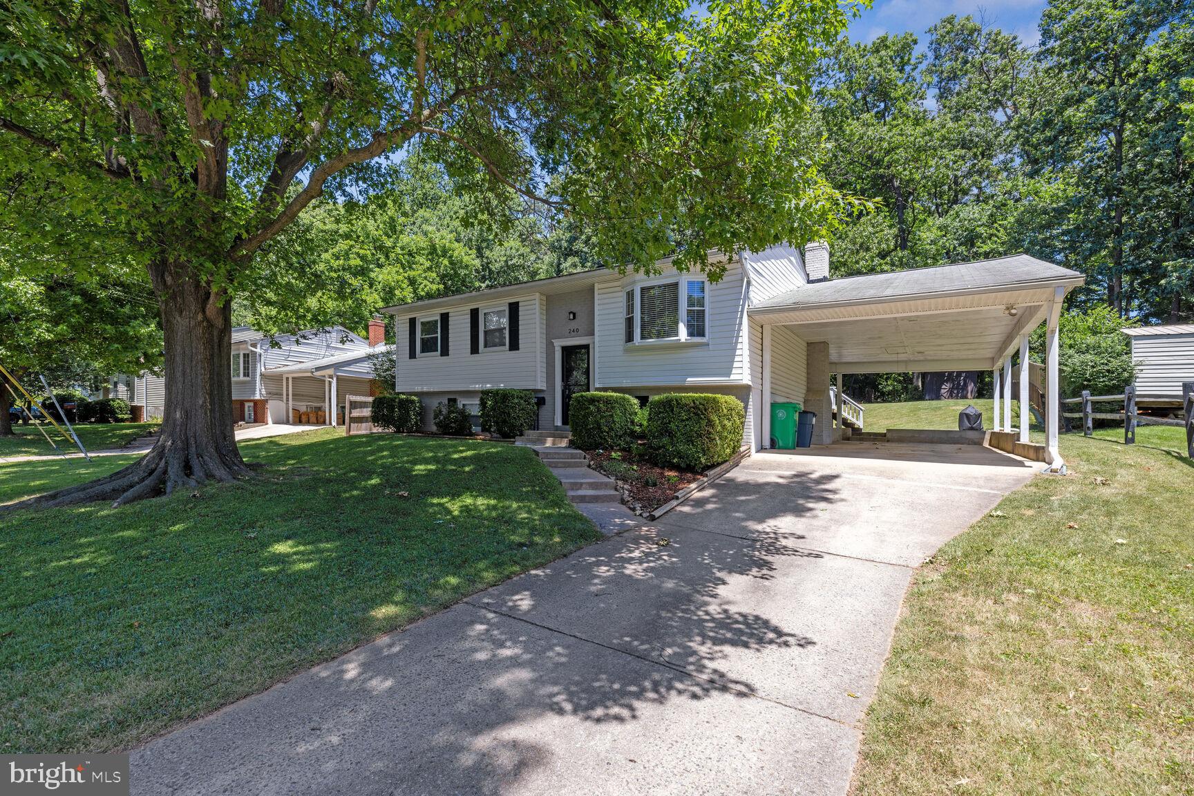 240 Rolling Road Gaithersburg, MD 20877 - Photo 2 of 20 Exterior