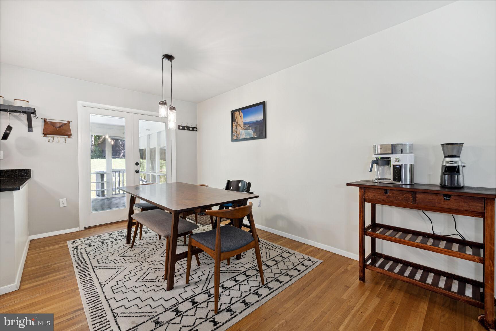 240 Rolling Road Gaithersburg, MD 20877 - Photo 7 of 20 Dining Room