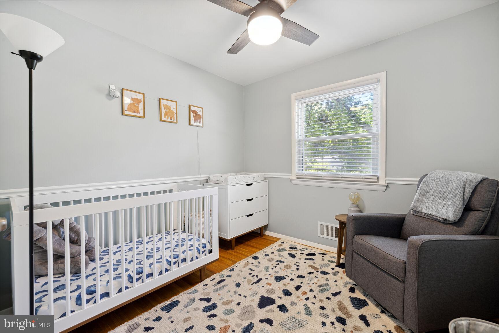 240 Rolling Road Gaithersburg, MD 20877 - Photo 10 of 20 2nd Bedroom