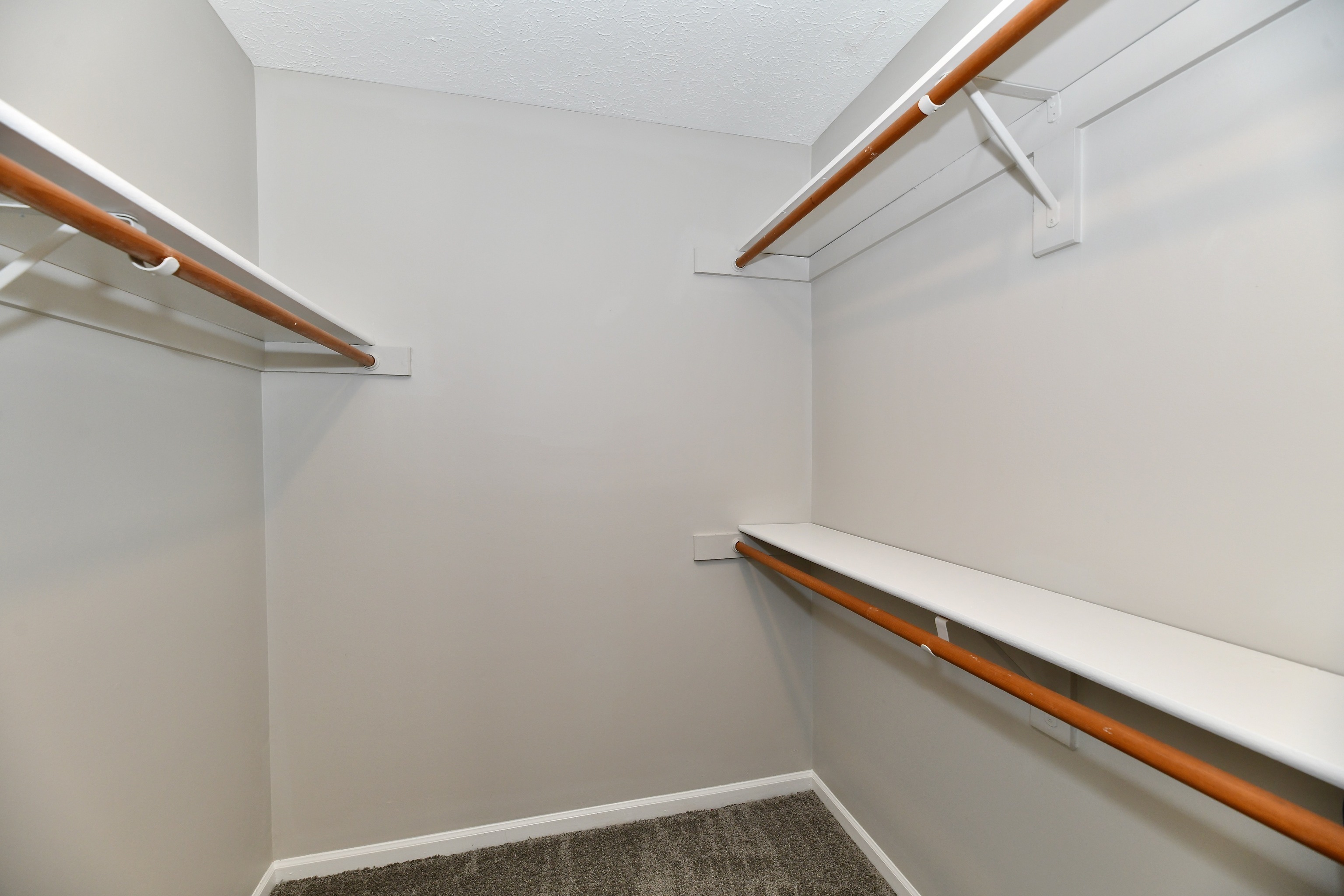 7709 River Road, Unit 8 Indianapolis, IN 46240 - Photo 21 of 25 Gallery Image 21