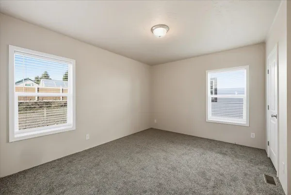 $265,000 | 613 South State Avenue, Newport, WA 99156