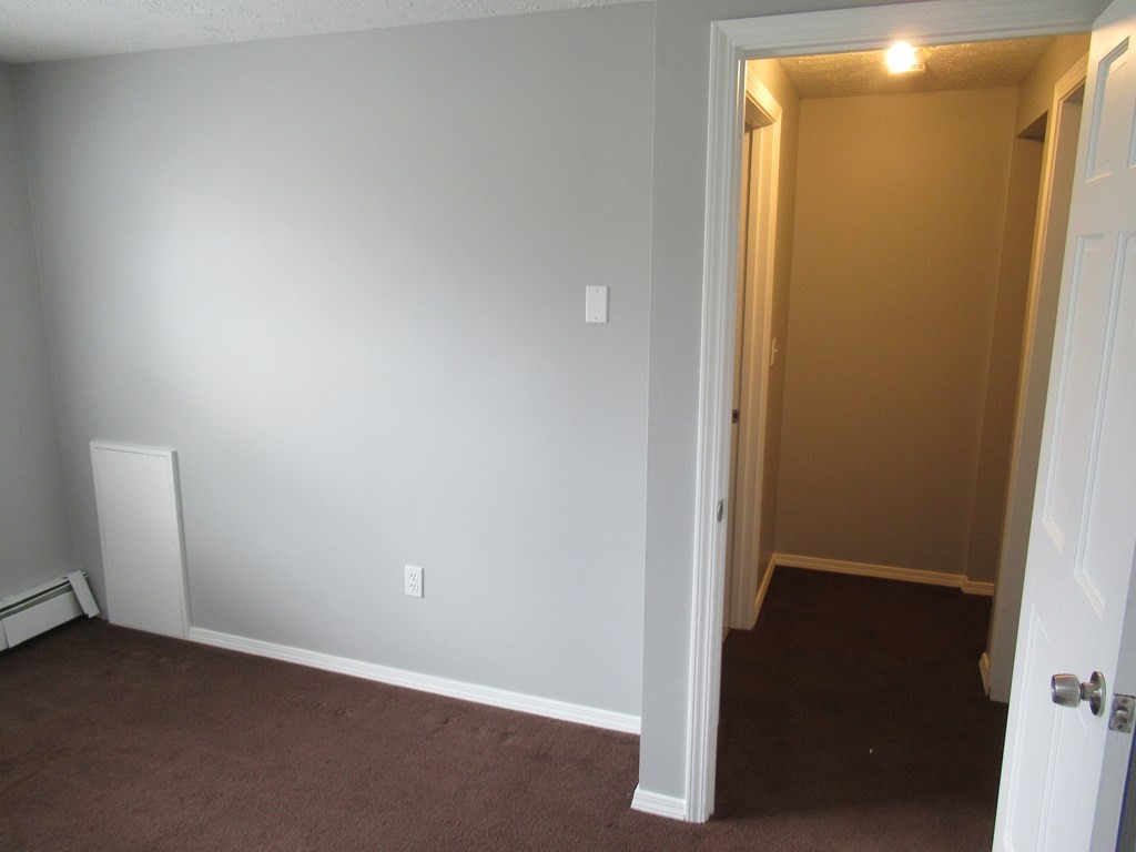 30 Clayton Street, Unit E Springfield, MA 01107 - Photo 20 of 27