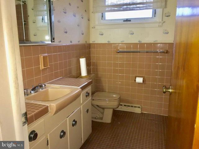 1939 Lorraine Road Reading, PA 19604 - Photo 5 of 8 Gallery Image 5