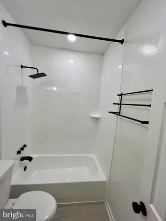 $2,400 | 1718 West Virginia Avenue Northeast, Unit 1, Washington, DC 20002