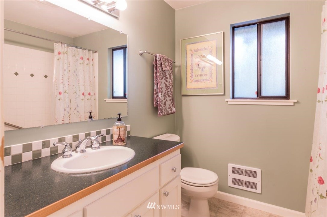4531 South Discovery Road Port Townsend, WA 98368 - Photo 17 of 31 Gallery Image 17
