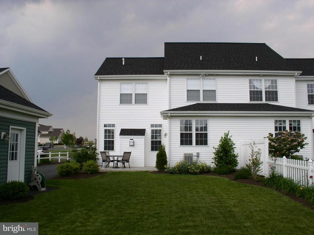 647 Wallingford Road Lititz, PA 17543 - Photo 8 of 10