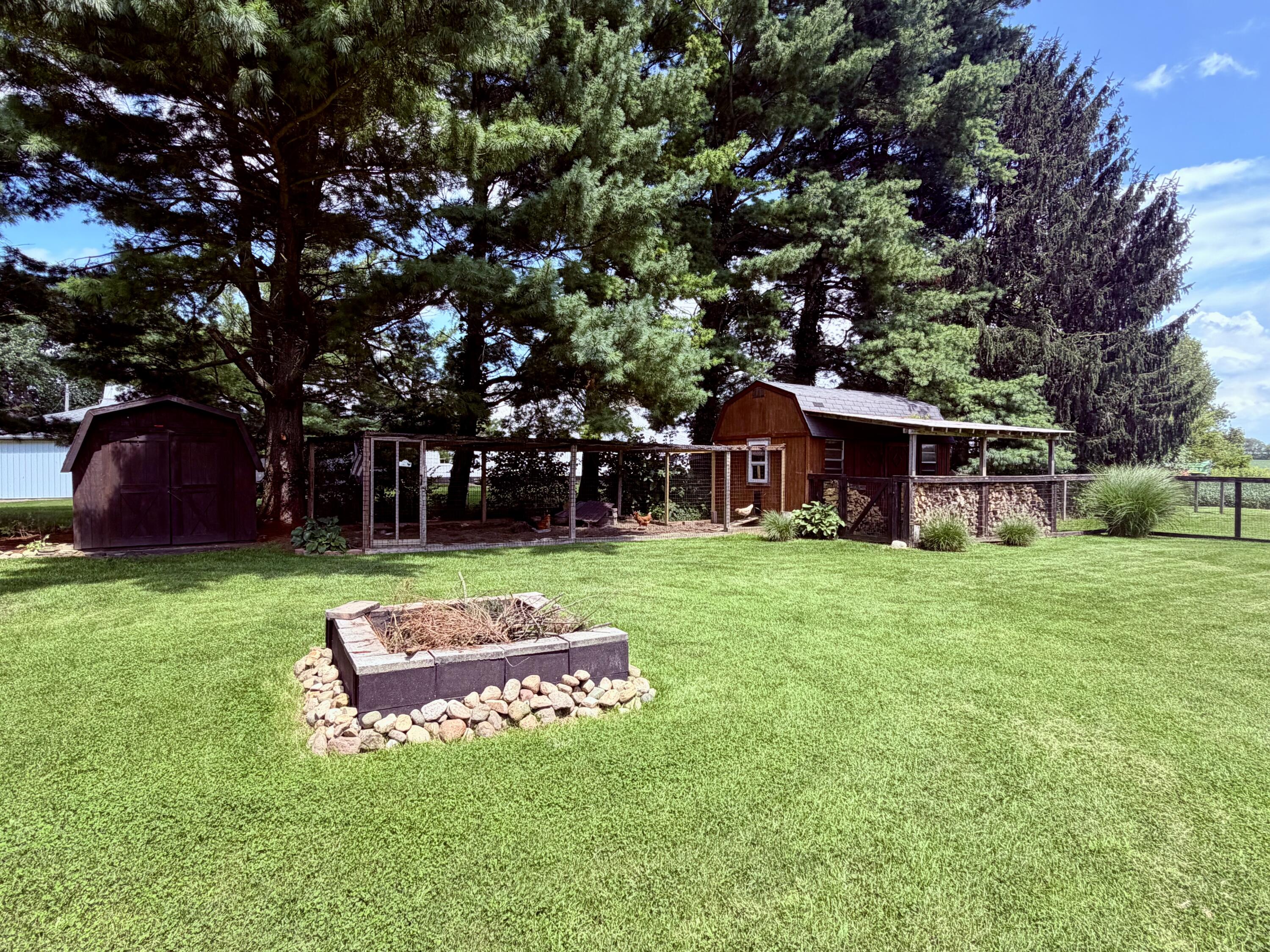 5606 Middle Urbana Road Springfield, OH 45502 - Photo 69 of 78 Fire pit!