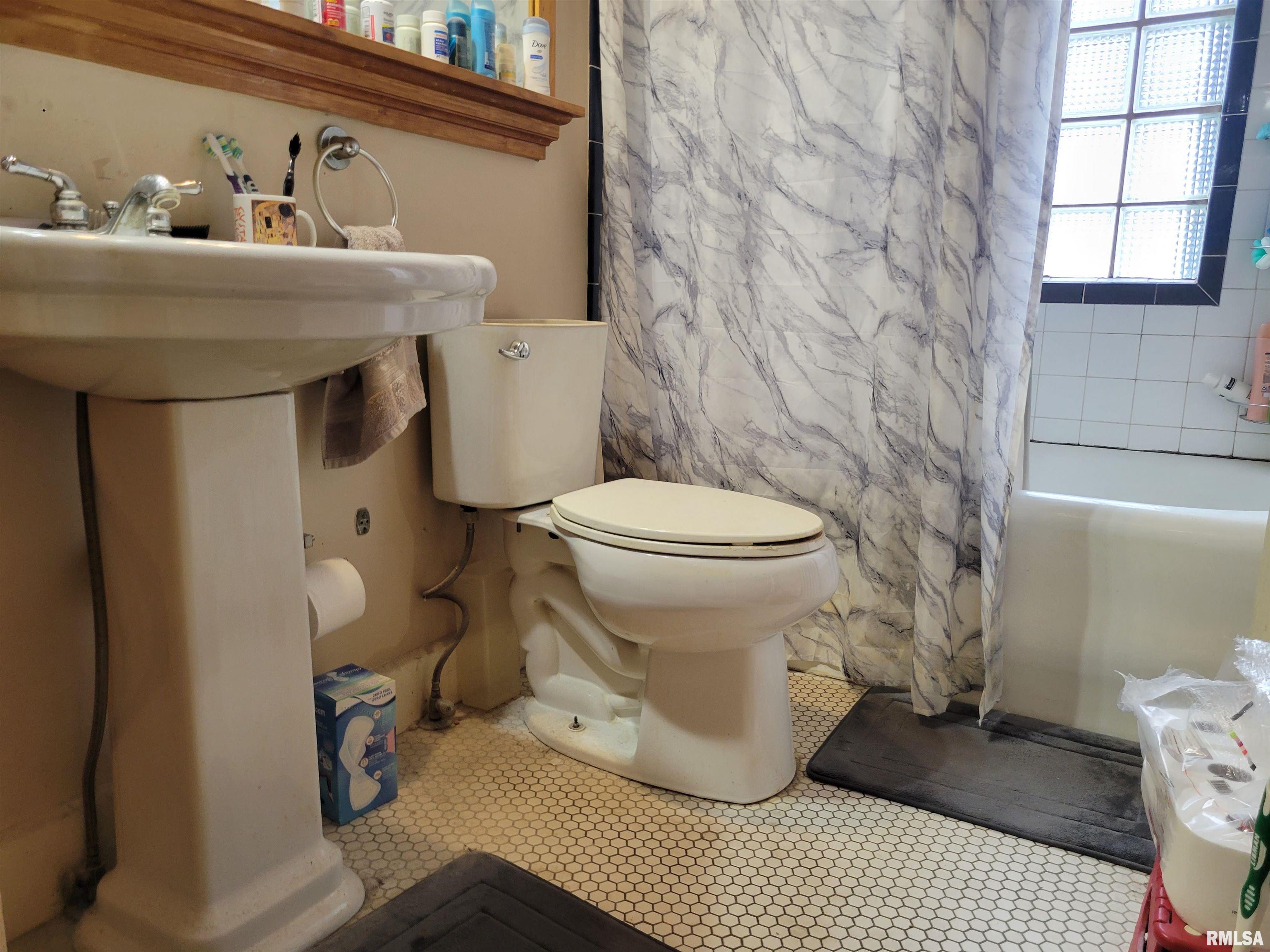1143 West Monroe Street Springfield, IL 62704 - Photo 26 of 38 Gallery Image 26