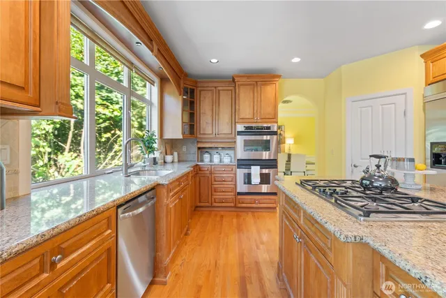 $2,650,000 | 5899 153rd Avenue Southeast, Bellevue, WA 98006