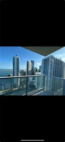 $3,195 | 1155 Brickell Bay Drive, Unit 3205, Miami, FL 33131