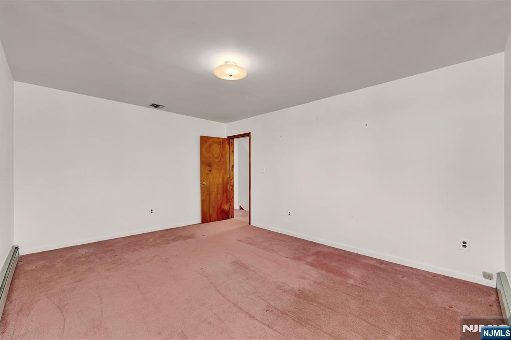 248 Donaldson Avenue Rutherford, NJ 07070 - Photo 23 of 49