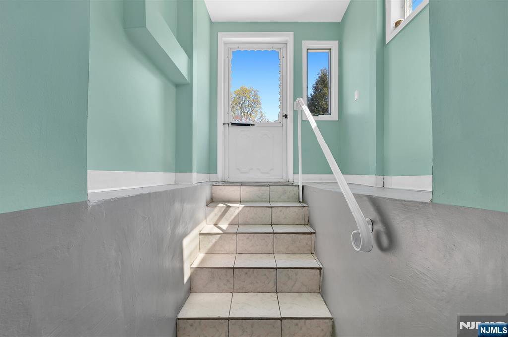 248 Donaldson Avenue Rutherford, NJ 07070 - Photo 37 of 49