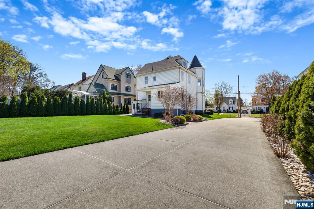 248 Donaldson Avenue Rutherford, NJ 07070 - Photo 39 of 49