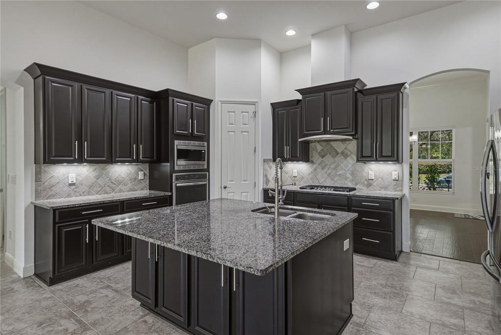 5904 Shell Ridge Drive Lithia, FL 33547 - Photo 36 of 99