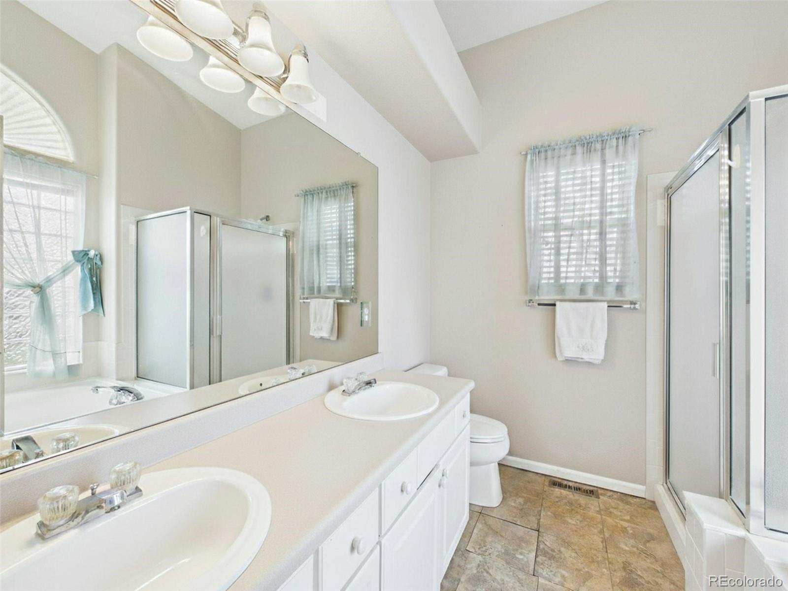 7093 Leopard Drive Lone Tree, CO 80124 - Photo 13 of 36