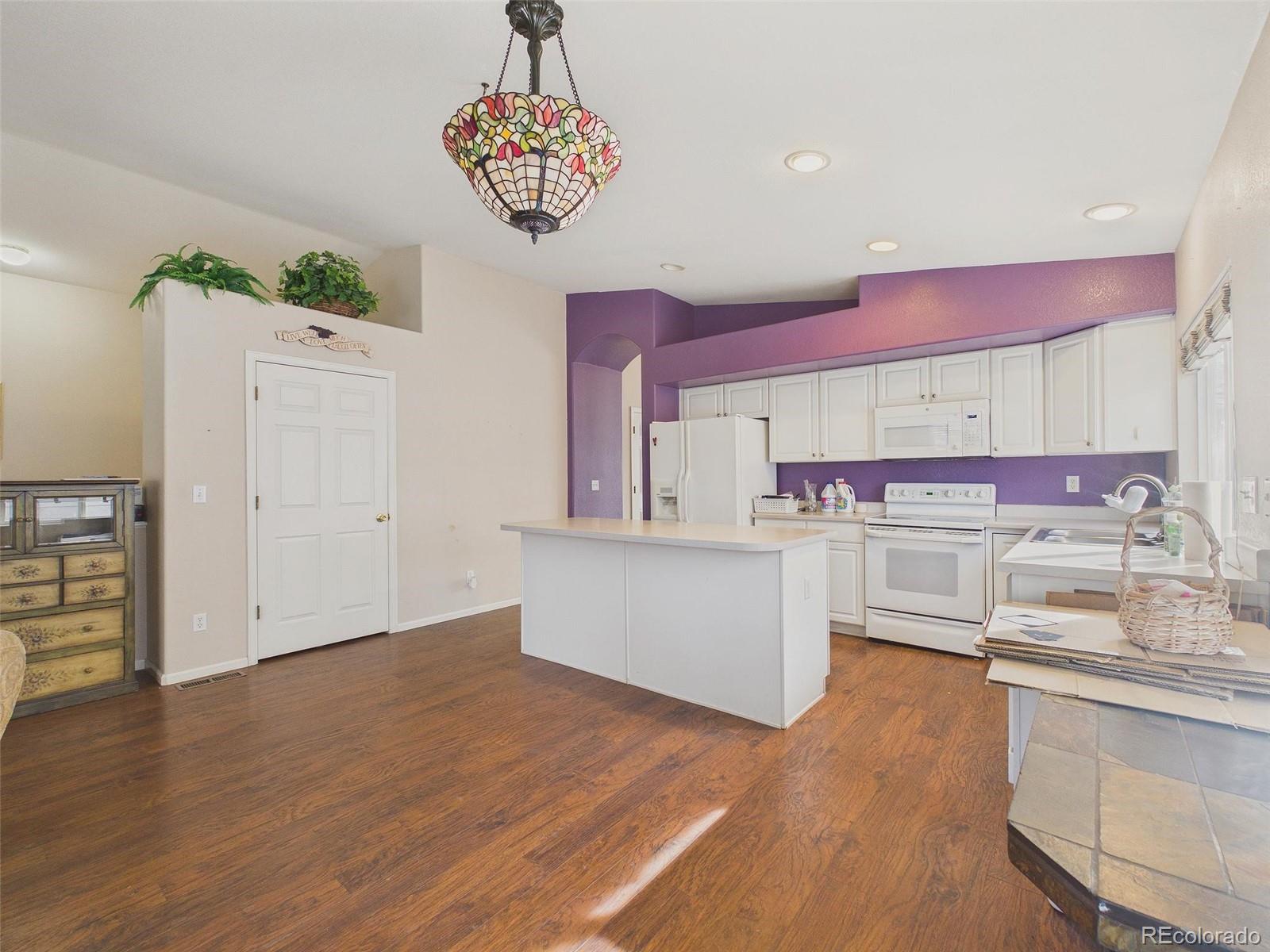 7093 Leopard Drive Lone Tree, CO 80124 - Photo 25 of 36