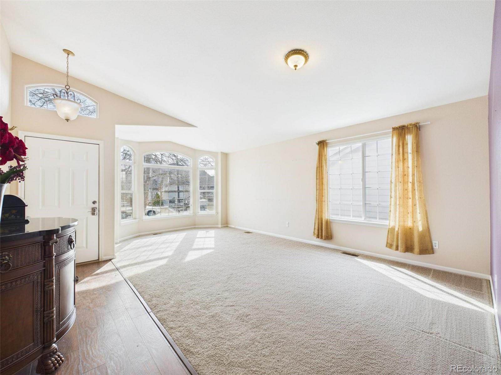 7093 Leopard Drive Lone Tree, CO 80124 - Photo 5 of 36