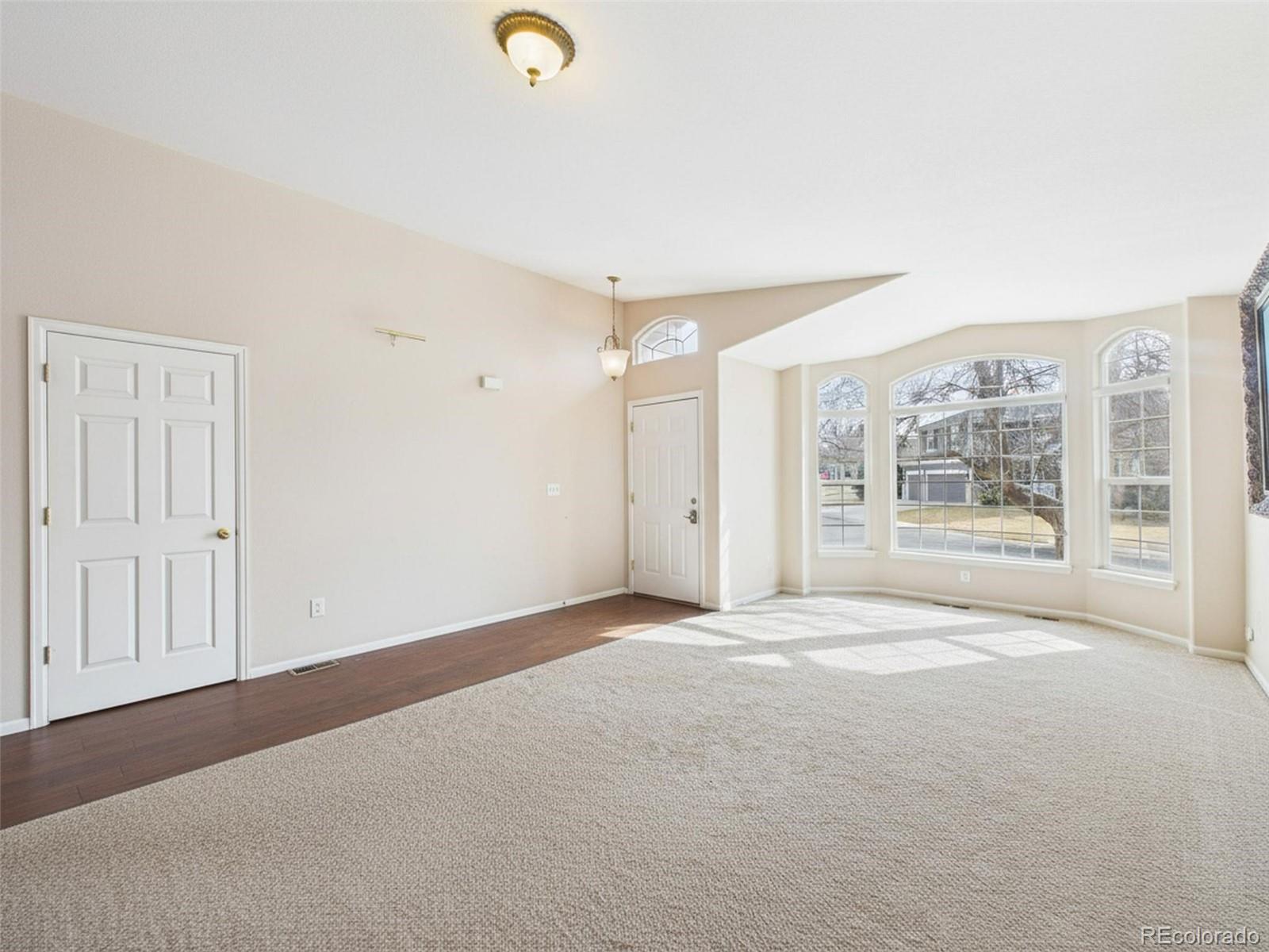 7093 Leopard Drive Lone Tree, CO 80124 - Photo 6 of 36