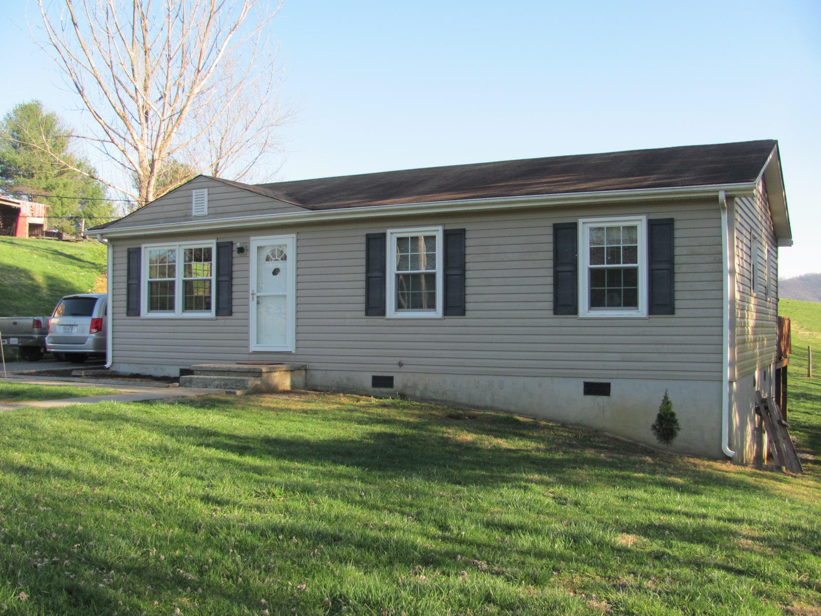 731 Mountain Pass Road Blue Ridge, VA 24064 - Photo 1 of 25 Main Front