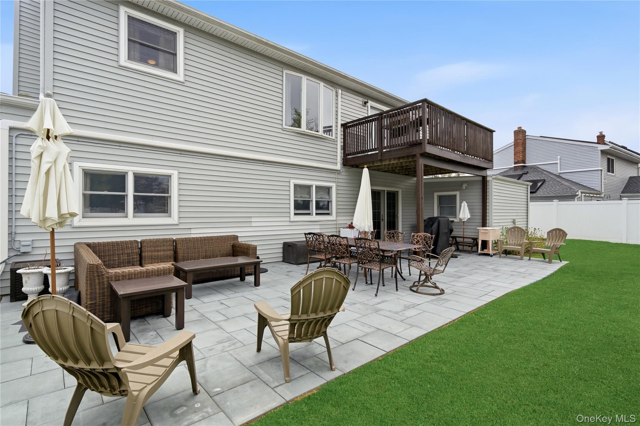 27 Polo Road Massapequa, NY 11758 - Photo 28 of 34 Gallery Image 28