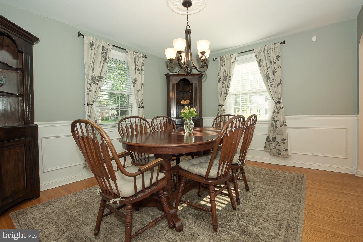 247 Rambling Way Springfield, PA 19064 - Photo 3 of 30 Dining Room