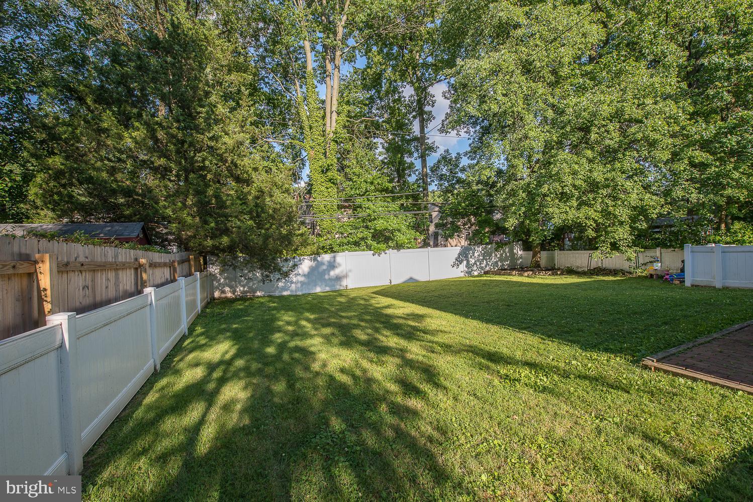 247 Rambling Way Springfield, PA 19064 - Photo 28 of 30 Backyard