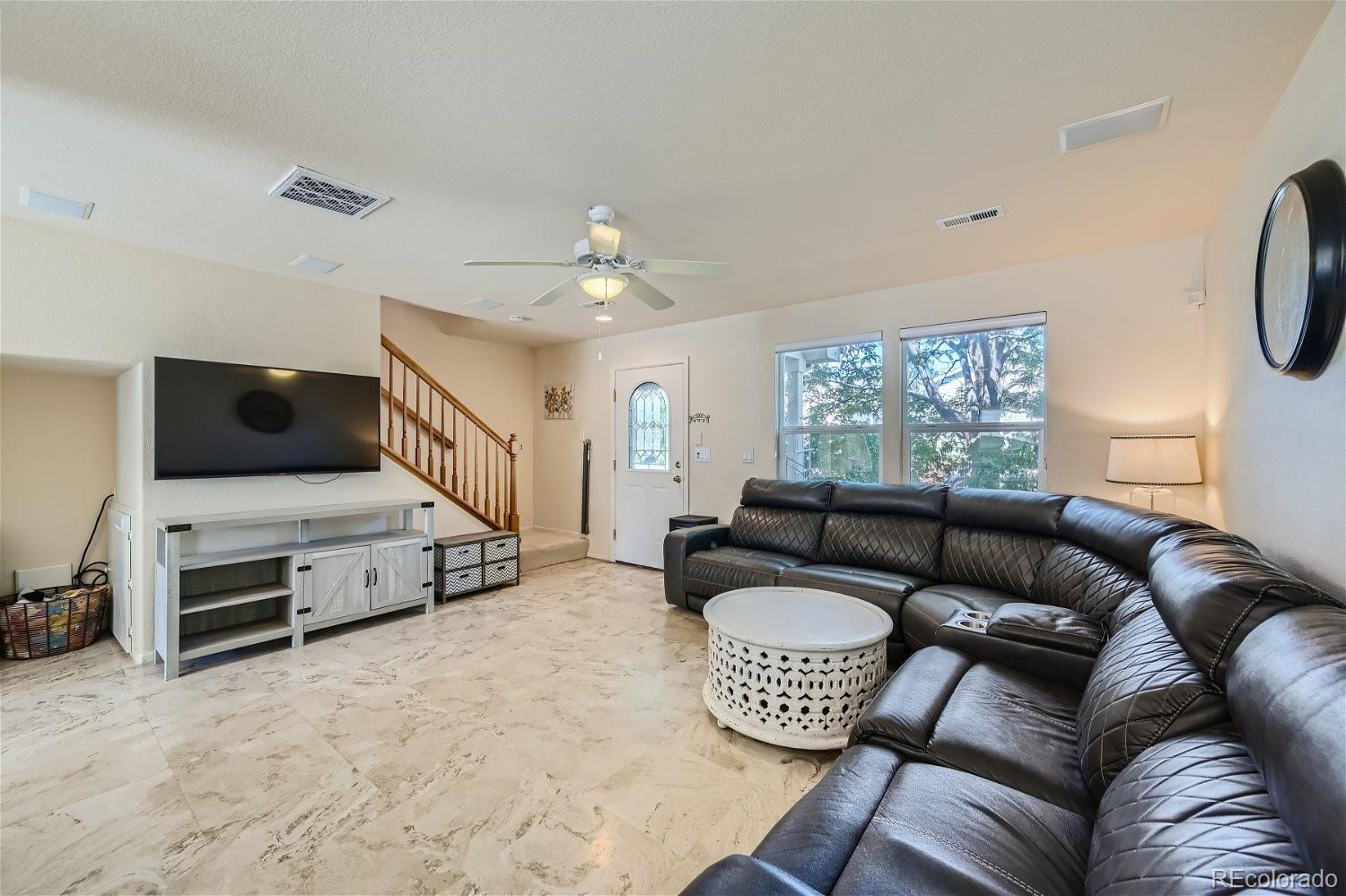 10468 Lower Ridge Road Longmont, CO 80504 - Photo 4 of 20 Gallery Image 4