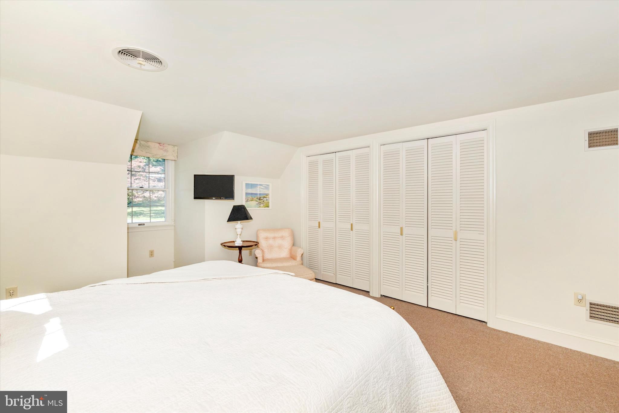 5433 Shookstown Road Frederick, MD 21702 - Photo 20 of 43 Primary Bedroom Suite